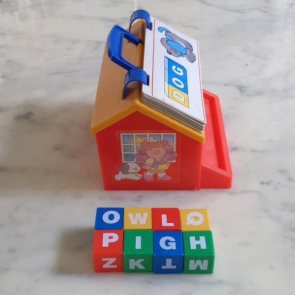 Vintage Shelcore 90s Match N Spell School House. - Picture 4 of 4